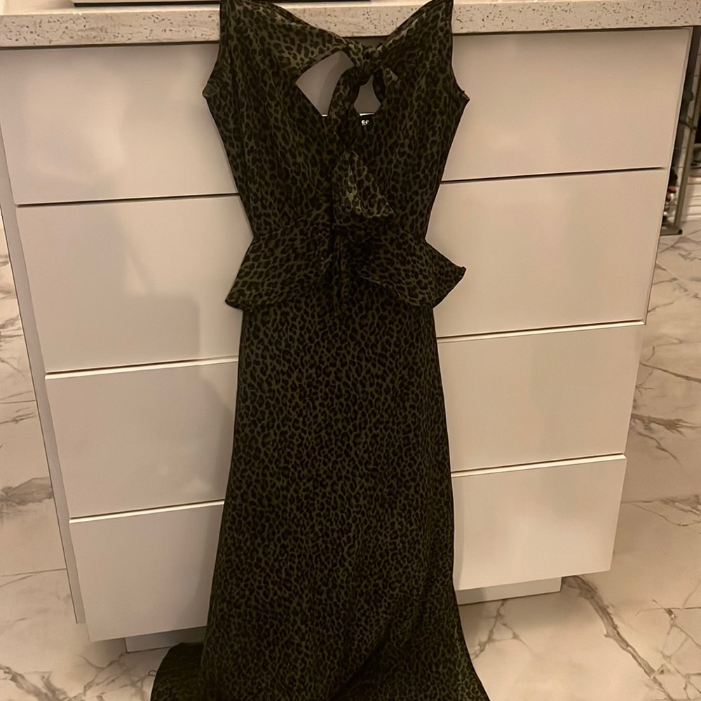 Jun ivy - Francesca’s dress open back